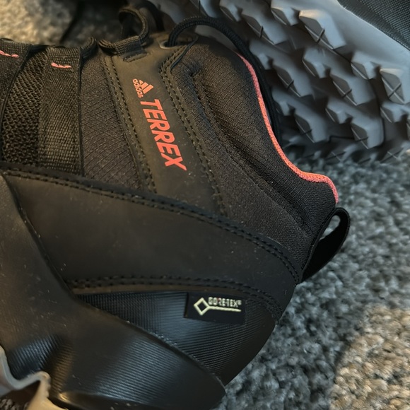 Adidas goretex hiking boots NEW 8.5 - Picture 5 of 5